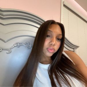 Meet your Posher, Amiiya